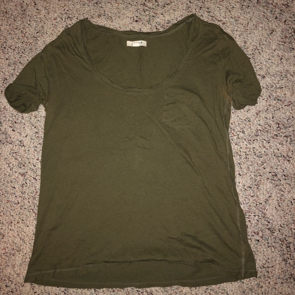 Olive Aerie short sleeved top